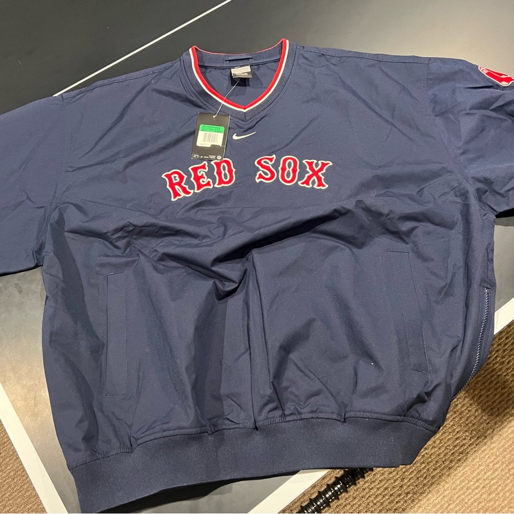 🛑 SOLD 🛑Red Sox pullover BNWT